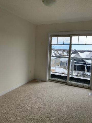 For Lease - 548 Hudson Crescent, Midland, Ontario - Photo 2