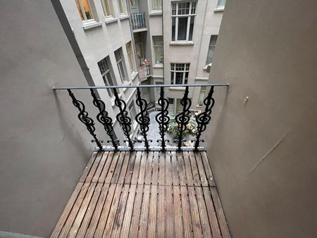 LUXUEUS APPARTEMENT - Photo 3