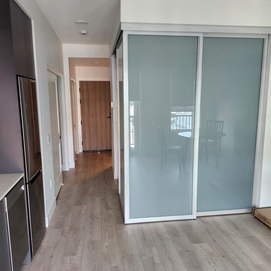 Studio for Rent 620 Coronation Avenue - Photo 1