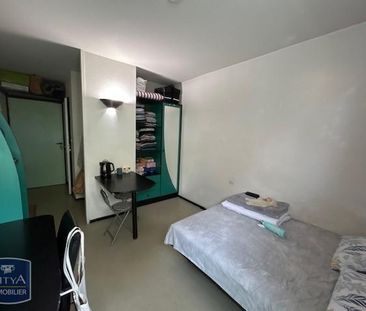 Location Appartement 1 pièce 16m² POITIERS 86000 - Photo 2