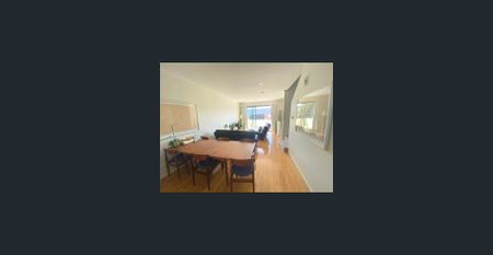 MODERN COMFORT IN A PEACEFUL THORNBURY POCKET - Photo 3