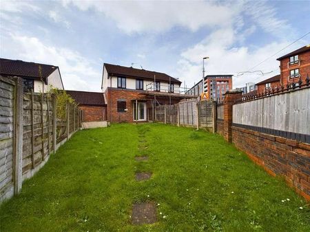 Hackleton Close, Manchester, Greater Manchester, M4 - Photo 5