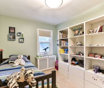 For Lease - 684 Eglinton Avenue, Toronto, Ontario - Photo 1