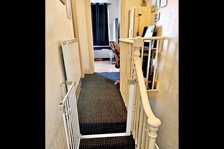 Room in a Shared Flat, Astbury Road, SE15 - Photo 3