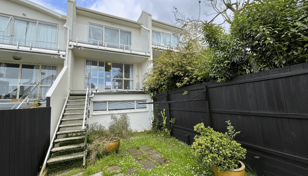 Two-Bedroom Apartment in Birkenhead - Photo 1