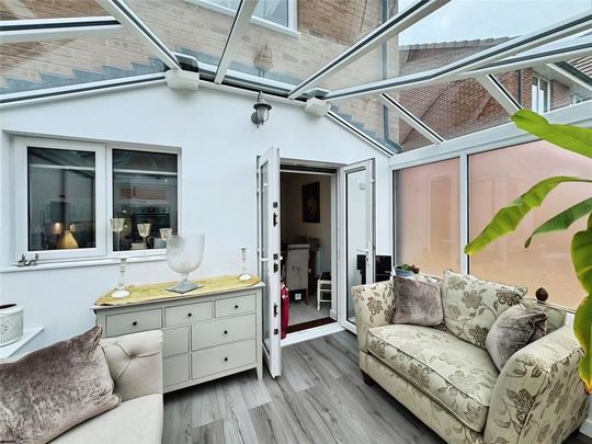 3 bedroom semi-detached house to rent - Photo 1