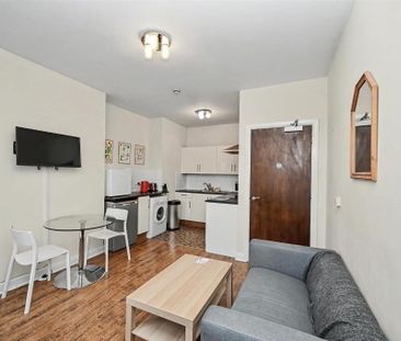 122a Castlereagh Street, Belfast, BT5 4NL - Photo 1