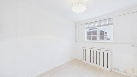 3 Bedroom End Of Terrace - Photo 4