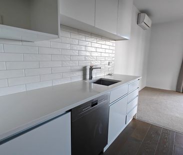 Property Management77 Hobsonville Point Road, Hobsonville - Apartme... - Photo 4
