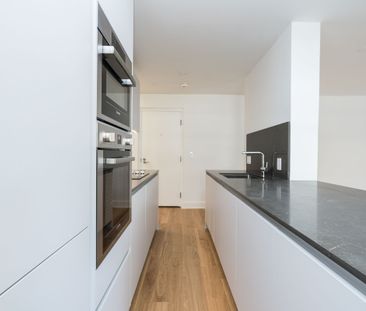 365 Eglinton Avenue East - Photo 2