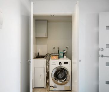 Easy-Care Living in the Heart of Mandurah - Photo 5