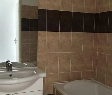 Appartement à louer 2 pièces 48.61m² - Photo 2