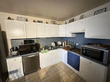 Location Appartement 3 pièces 60m² ETOILE SUR RHONE 26800 - Photo 4