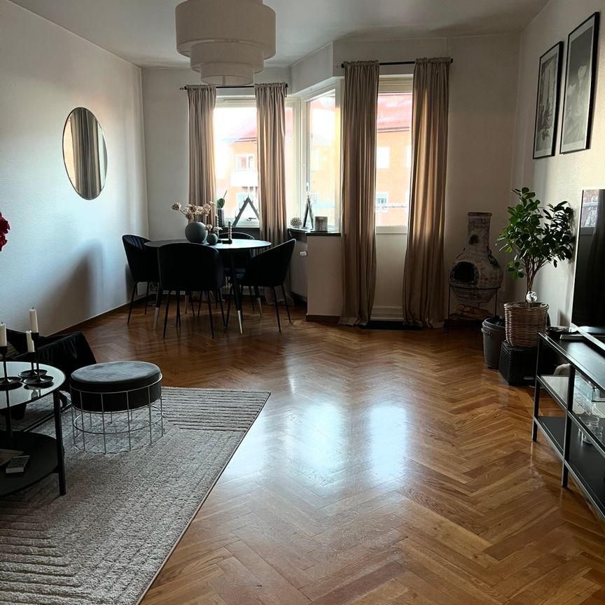 Fredriksdalsplatsen, Helsingborg - Photo 1