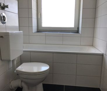 Großzügig geschnittene Wohnung mit Balkon am Stöckener Wald - Photo 1