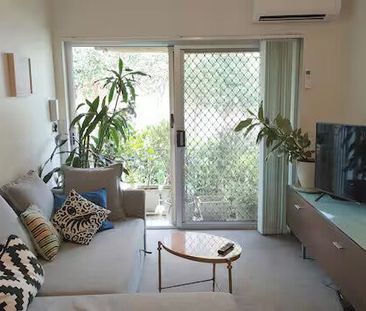 Wollstonecraft - Photo 3