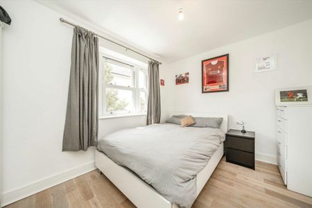 Emerald Square, Putney, SW15 - Photo 2