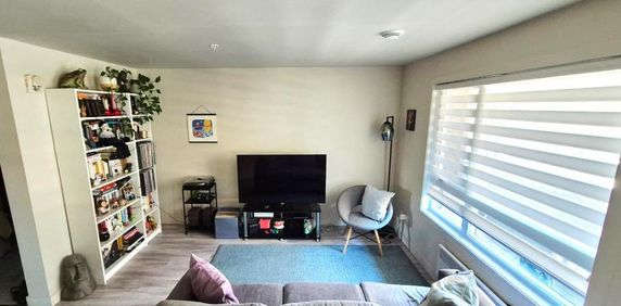Grand 4 et demi dans le quartier Saint-Sauveur - Juillet gratuit et stationnement inclus pendant 1 an - Photo 2