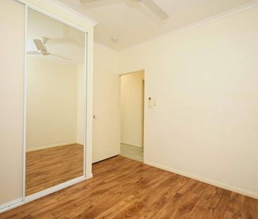 Airconditioned Home – Solar – No Rear Neighbours - Photo 3