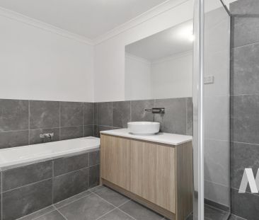 23 Mettle Street, Clyde North VIC 3978 - Townhouse For Rent | Domain - Photo 5