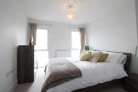 2 bedroom apartment to rent - Photo 3