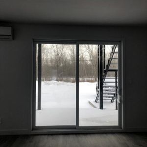 Logement 5 1/2 disponible maintenant - Photo 2