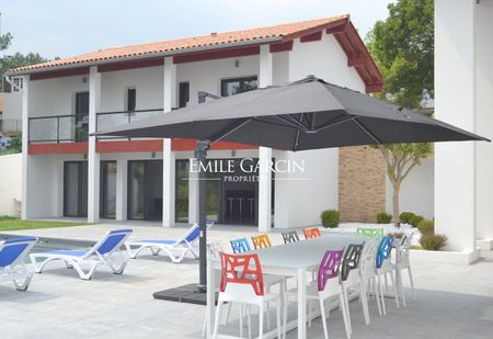 Maison à louer à Saint Jean de Luz, au calme, vue océan et plage accessible à pied. - Photo 4