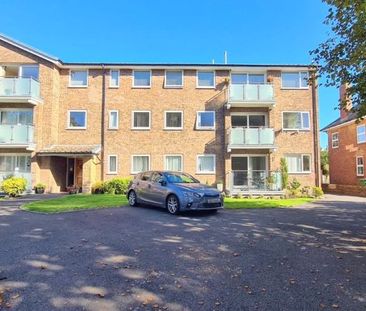 To Let – Shore Road, Ainsdale Village – Three Bedroom Apartment - Photo 4