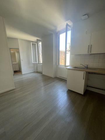 Location Appartement 2 pièces 37m² GAILLAC 81600 - Photo 3