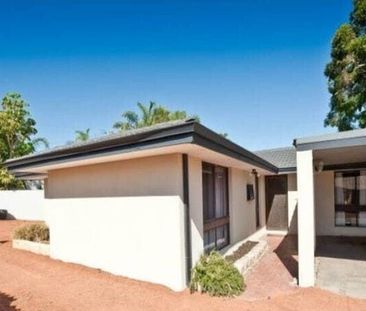 Victoria Park - Photo 6