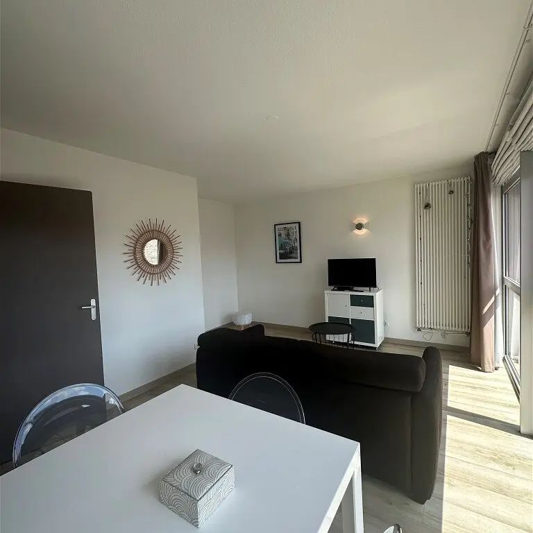 Location appartement 2 pièces - 47m² à Bordeaux (33000) - Photo 1