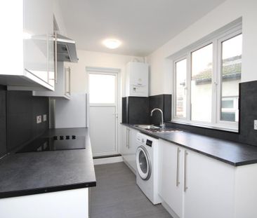 5 bedroom maisonette to rent - Photo 1