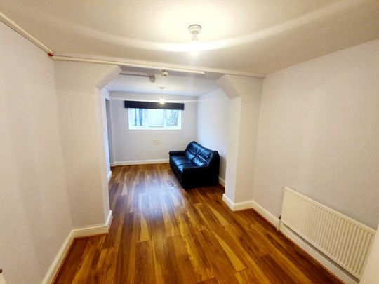 Glyn Road First Floor, Hackney - Photo 1