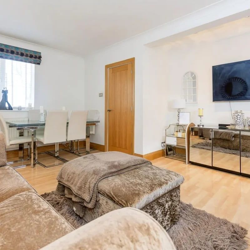 3 Bed Terraced House, East Drive, B5 - Photo 1