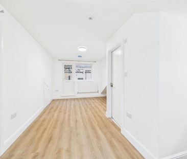 3 bedroom maisonette to rent - Photo 3