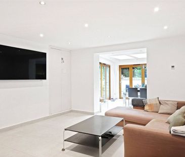 5 Bed Terraced House, Greville Road, NW6 - Photo 3