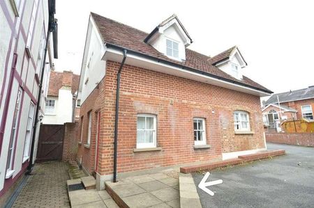 Broom Hill, Halstead, CO9 - Photo 2