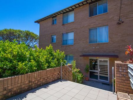 6/111 Harbord Road, Freshwater NSW 2096 - Apartment For Rent | Domain - Photo 2