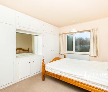 3 bedroom semi-detached house to rent - Photo 3