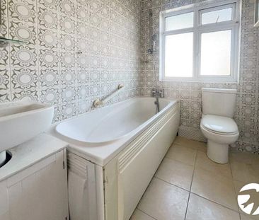 3 bedroom terraced house to rent - Photo 6