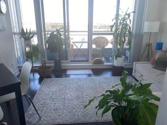 For Lease - 9205 Yonge Street Unit# 404, Richmond Hill, Ontario - Photo 1