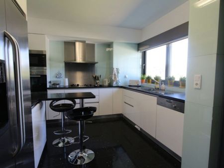 4 room luxury Flat for rent in Cascais e Estoril, Portugal - Photo 3