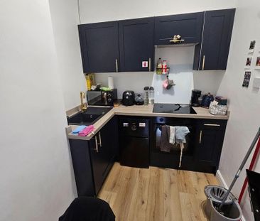 1 bedroom apartment to rent - Photo 3