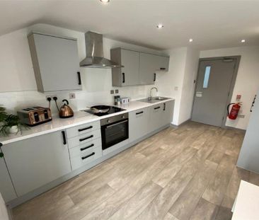 1 bedroom in a house share to rent - Photo 6