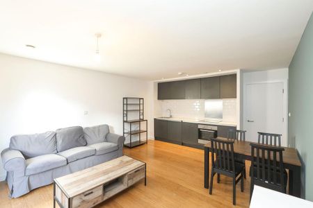 2 bedroom apartment to rent - Photo 4