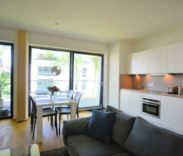 Modern möblierte Wohnung mit großer Terrasse in ruhiger, grüner Umg... - Photo 1