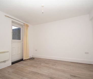 1 bed apartment to rent in Trafalgar Square, Scarborough, YO12 - Photo 4