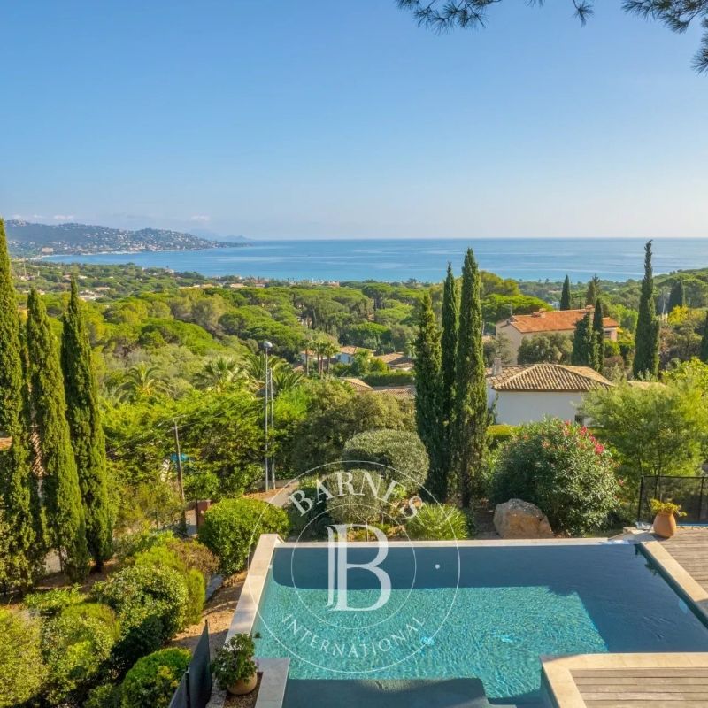 LOCATION SAISONNIÈRE - SAINTE-MAXIME - VILLA MODERNE VUE MER - 4 CHAMBRES - Photo 1