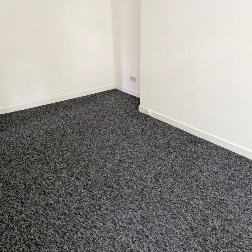 2 Bed Flat, Prospect Vale, L6 - Photo 1