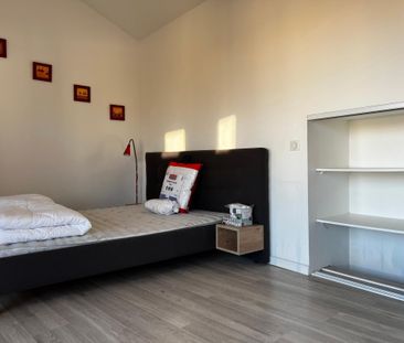 Location Appartement 2 pièces Meublé 40m² NIORT 79000 - Photo 5